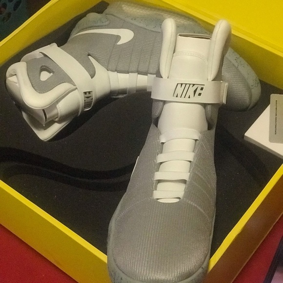 Nike Air Mag (Back to the Future) - Picture 3 of 4